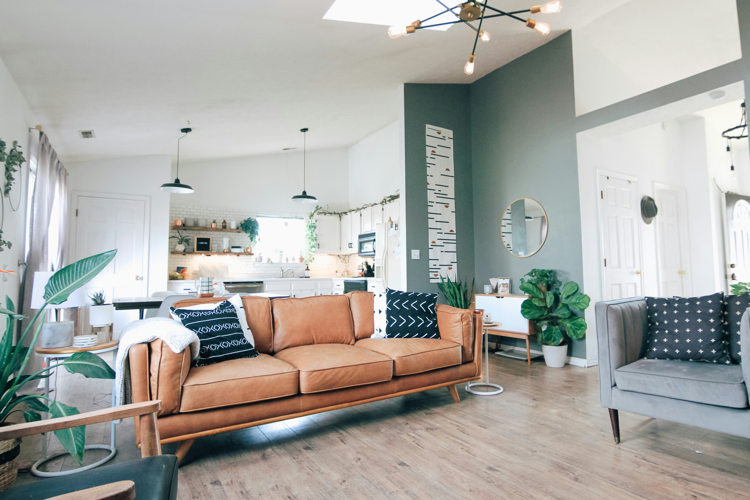 4 Room Apartment