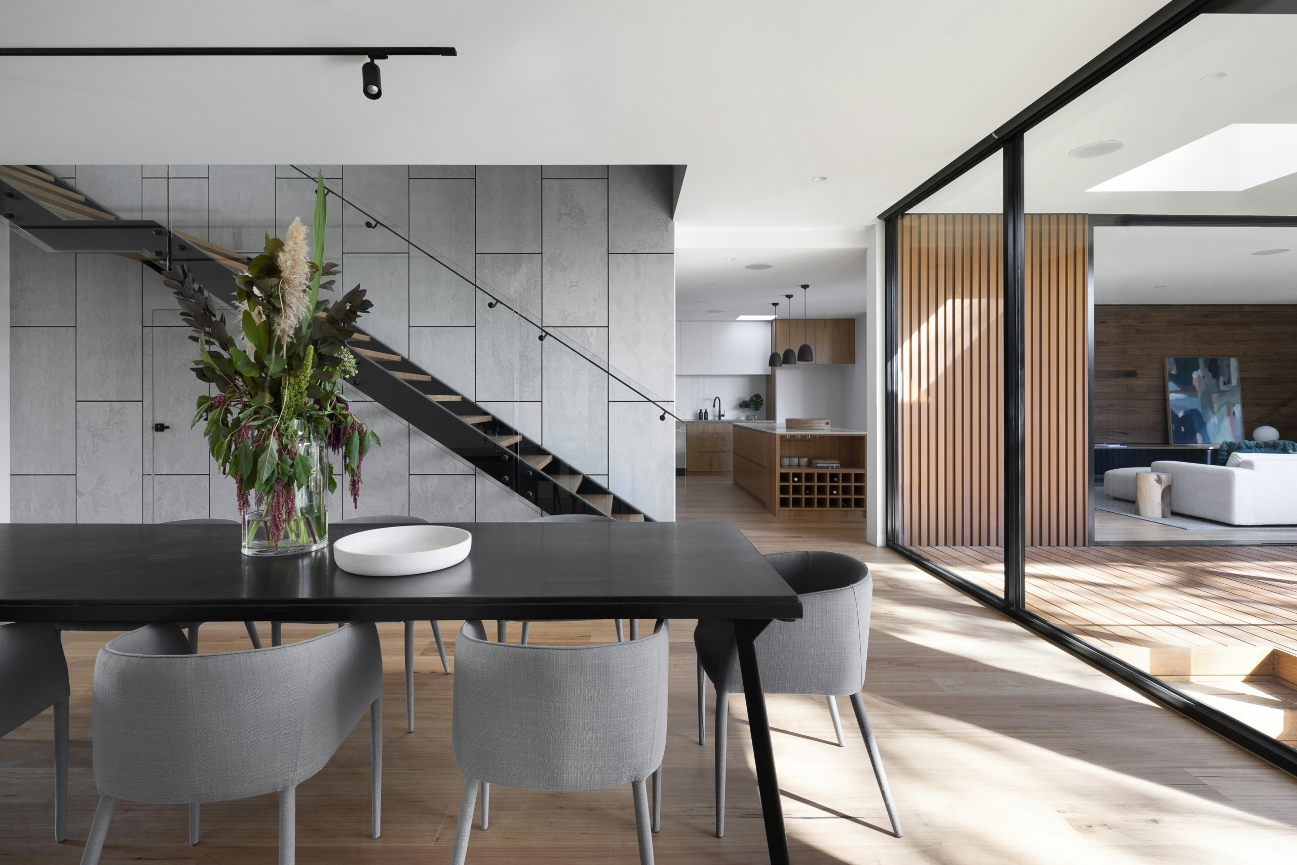 5 Room Apartment