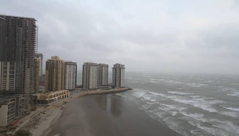 2 Bedroom Apartment for Rent in DHA Phase 8, Karachi — photo 4