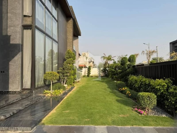 2 Kanal Brand New Luxury Ultra-Modern Design Most Beautiful Full Basement Fully Furnished Home Theater Swimming Pool Bungalow For Sale At Prime Location Of DHA Lahore Near To Park Masjid & DHA Raya Fairways Commercial. — photo 1