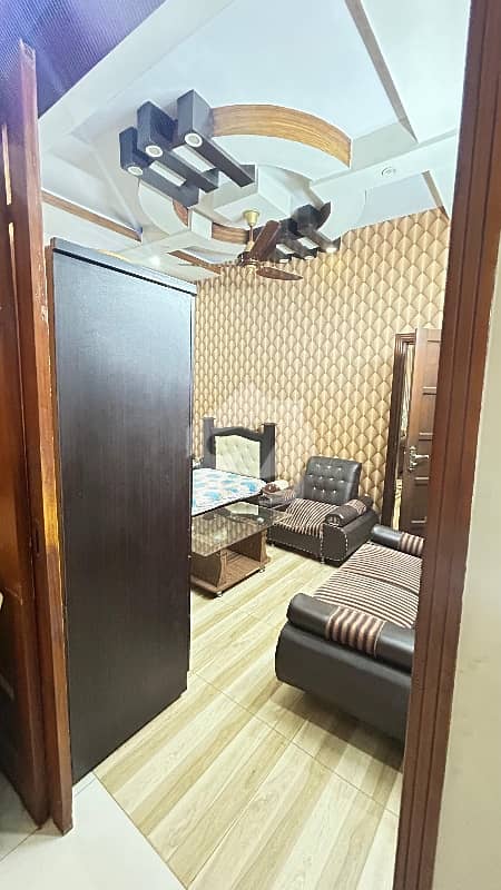400 Square Yards Double Storey House For Sale Block 3a Gulistan-e-Jauhar — photo 1