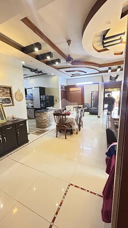 400 Square Yards Double Storey House For Sale Block 3a Gulistan-e-Jauhar — photo 3