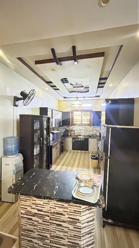 400 Square Yards Double Storey House For Sale Block 3a Gulistan-e-Jauhar — photo 5