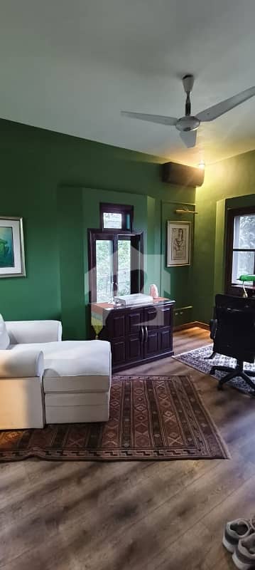 6 Bedroom House for Sale in Gulshan-e-Iqbal KDA Officers Society Karachi — photo 2