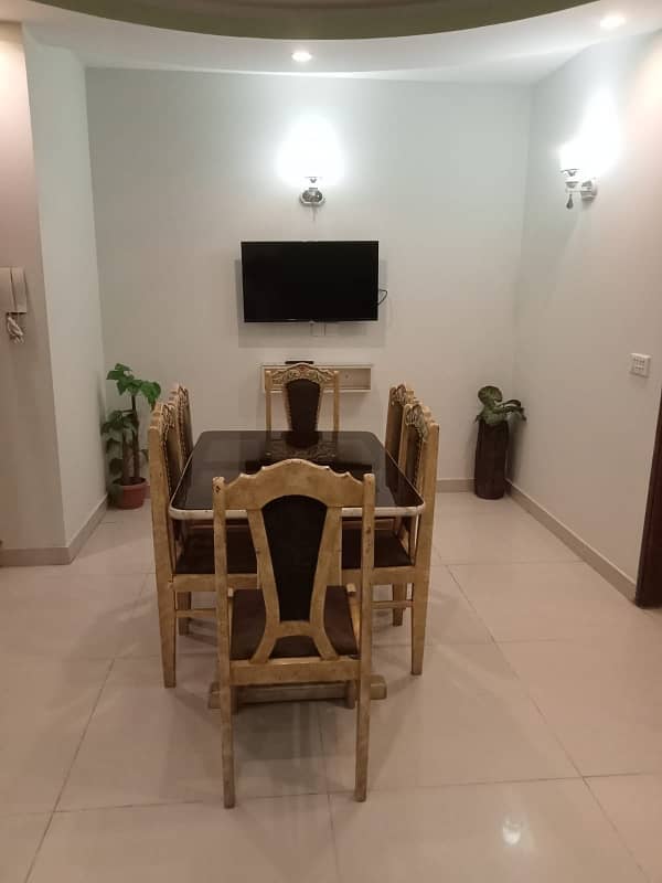 EXCELLENT RENTAL OPPORTUNITY: FULLY FURNISHED 2-BEDROOM APARTMENT FOR RENT IN RAHAT COMMERCIAL, DHA PHASE 6, KARACHI — photo 1