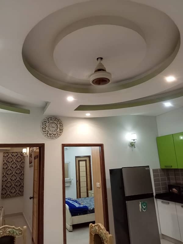 EXCELLENT RENTAL OPPORTUNITY: FULLY FURNISHED 2-BEDROOM APARTMENT FOR RENT IN RAHAT COMMERCIAL, DHA PHASE 6, KARACHI — photo 2