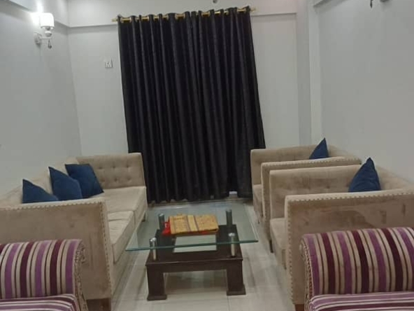 EXCELLENT RENTAL OPPORTUNITY: FULLY FURNISHED 2-BEDROOM APARTMENT FOR RENT IN RAHAT COMMERCIAL, DHA PHASE 6, KARACHI — photo 5
