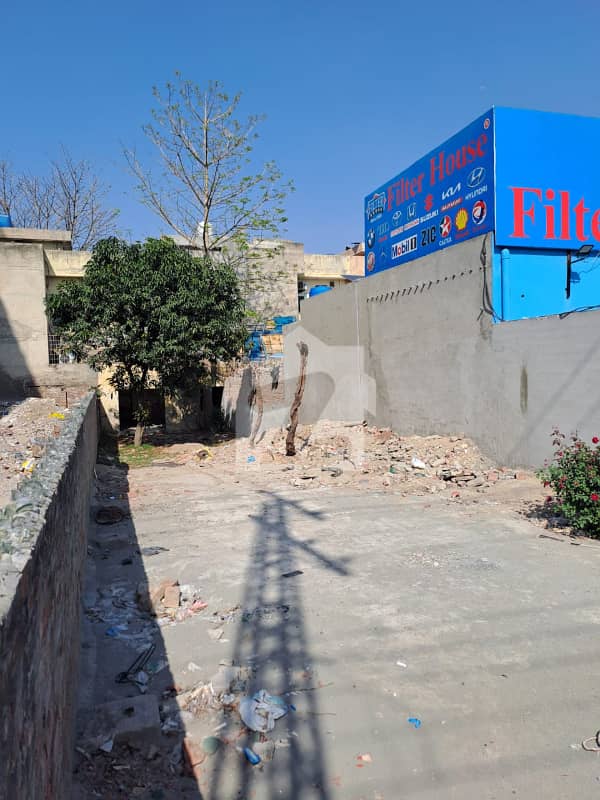 JOHAR TOWN PHASE 2 PLOT FOR SALE — photo 1