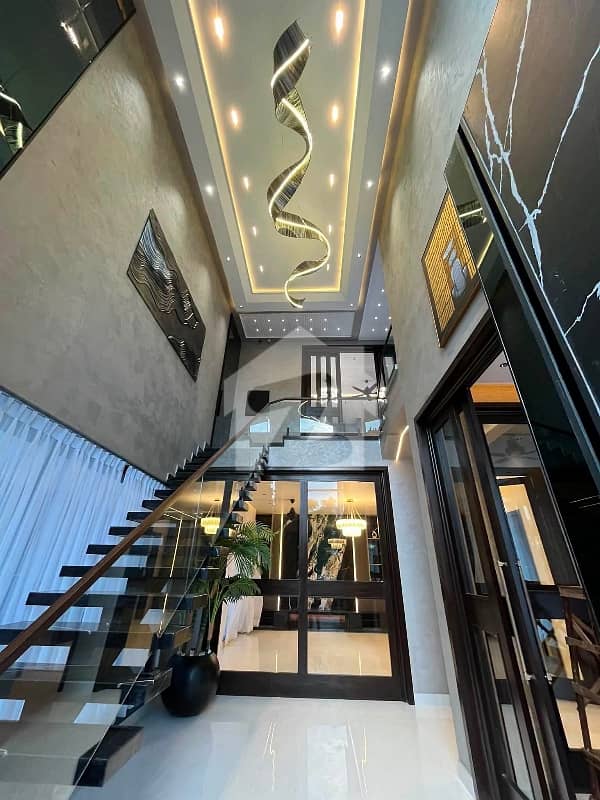 One Kanal Brand New Luxury Modern Design House Available For Rent In DHA Phase 6 Hot Location — photo 2