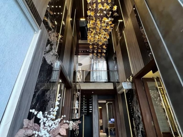 20 Marla 6 Bedroom House for Sale in DHA Lahore — photo 1