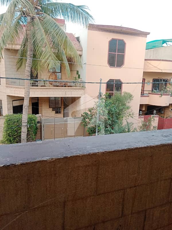 240 Sq Yd 8 Bedroom Property for Sale in Block 13, Gulistan-e-Johar, Karachi — photo 1